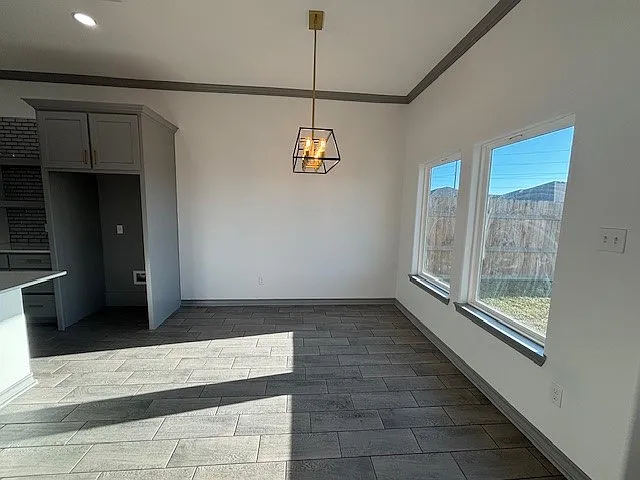3629 Rebecca Dr — Photo 3