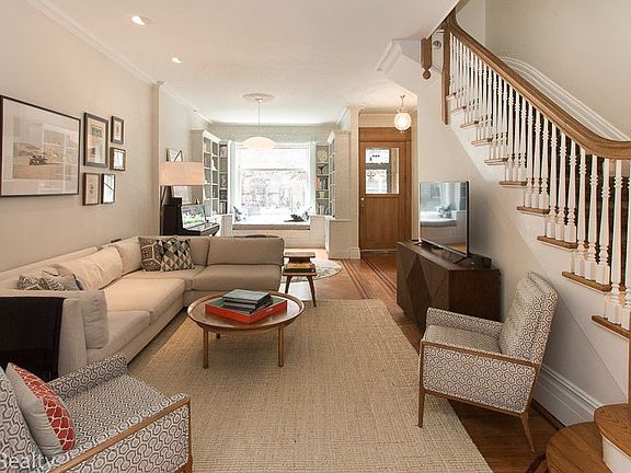 5th image of 37 Montgomery Pl