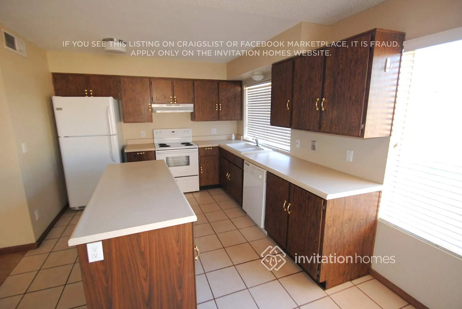 902 W Westchester Ave Tempe, AZ 85283 — Photo 4