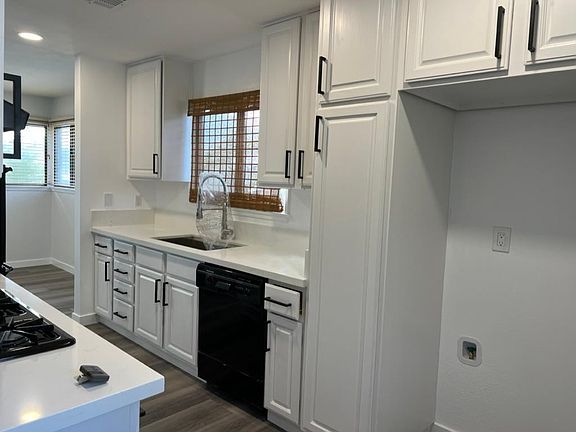 5th image of 6771 San Diego Dr