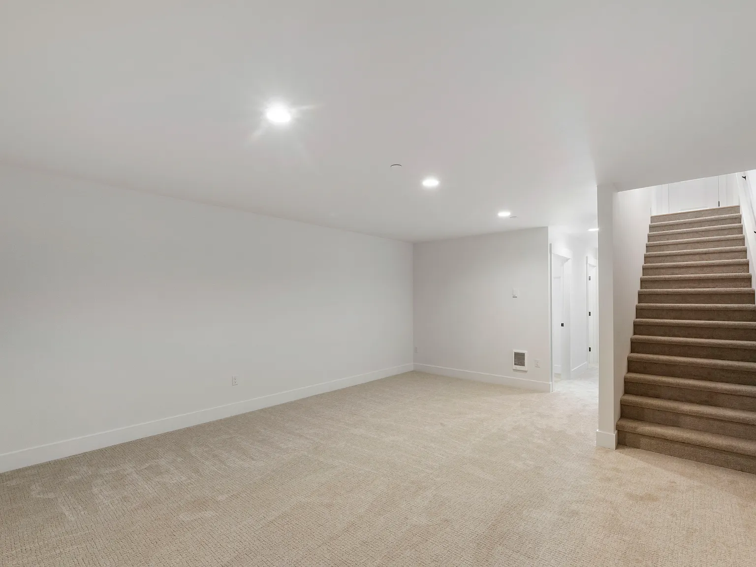 Eatonville 3 Bedroom with Pictureque Views — Photo 4