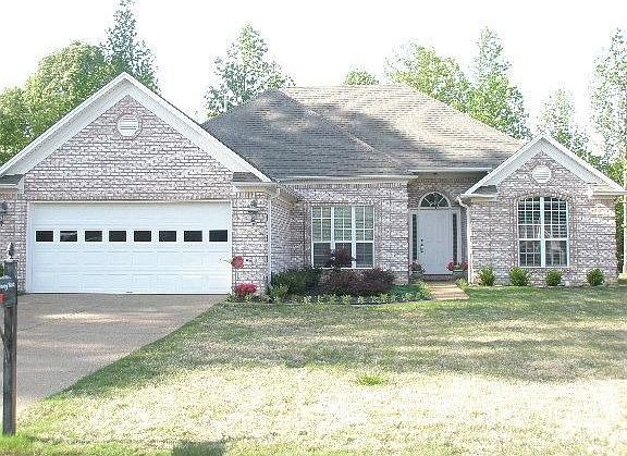 2nd image of 321 Fairway Blvd