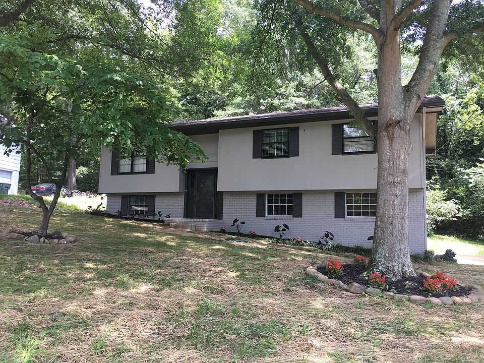 1st image of 319 Stonewood Dr