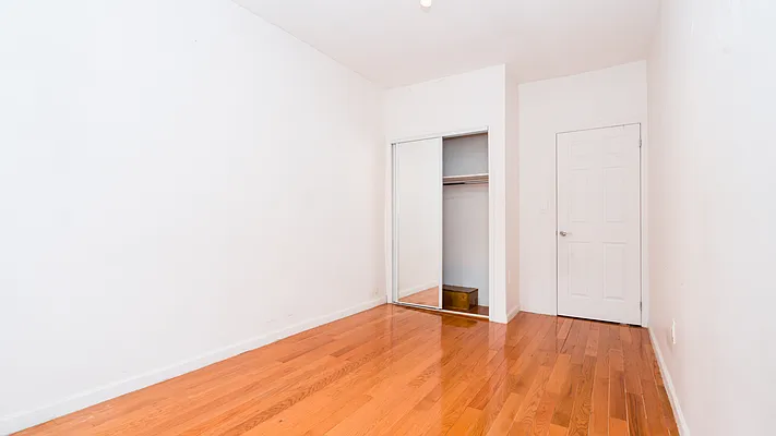 Rented by Nooklyn NYC LLC | media 9