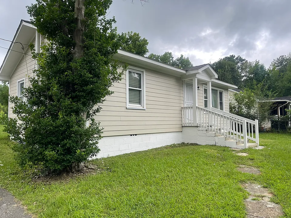 105 Brown Dr