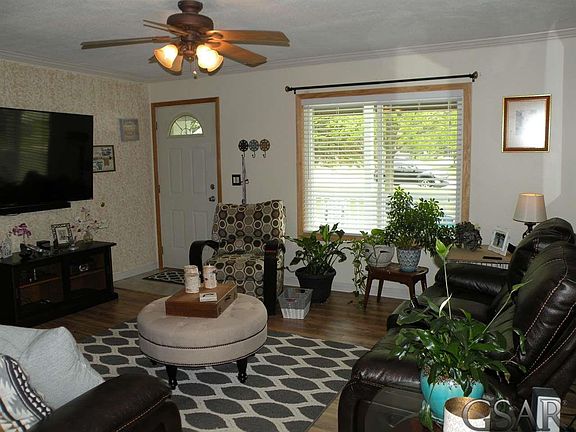 4th image of 319 Oak Park Dr