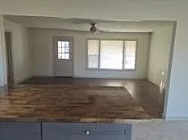 1367 Hillcrest Dr — Photo 4