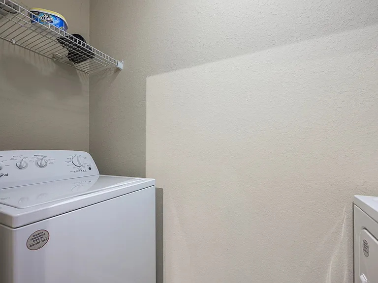 Spring Creek Apartments — Photo 4