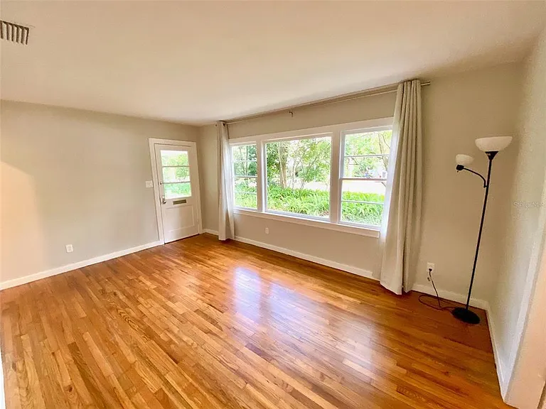 1723 NW 7th Ave — Photo 19