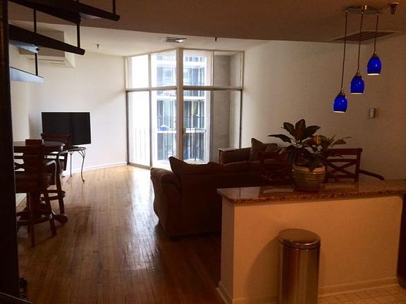 2nd image of 1311 Lombard St APT 303
