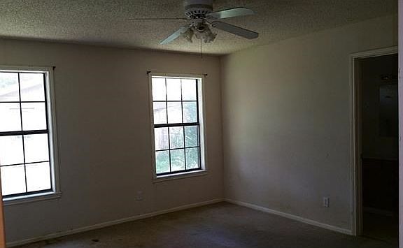 5th image of 205 Nursery Dr