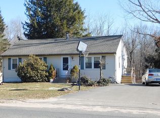 1753 Long Hill Rd, Guilford, CT 06437