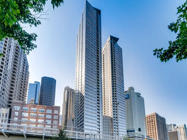 (undisclosed Address), Chicago, IL 60611