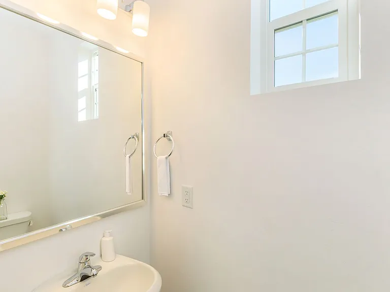San Luciano Townhomes — Photo 32