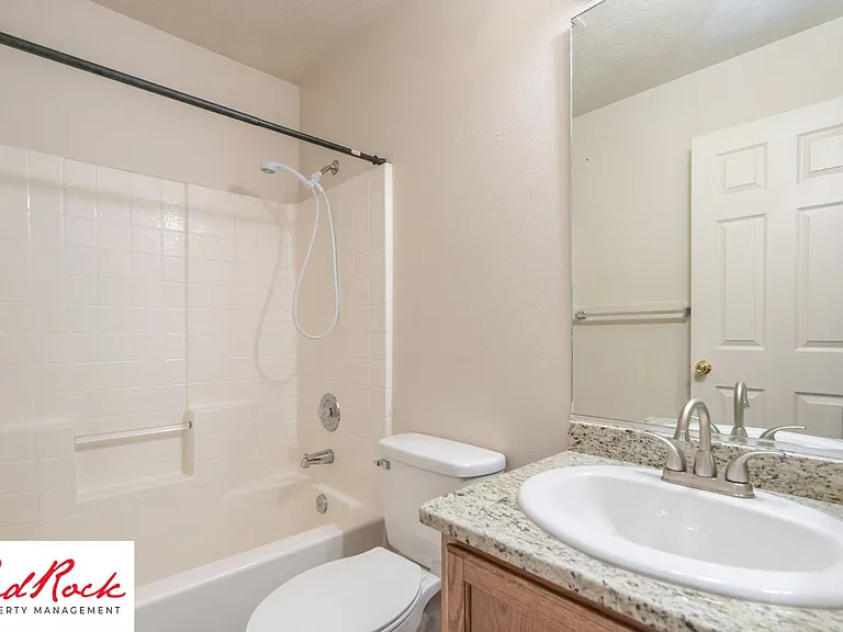 Fourplex - 620 W Evans Ridge — Photo 40