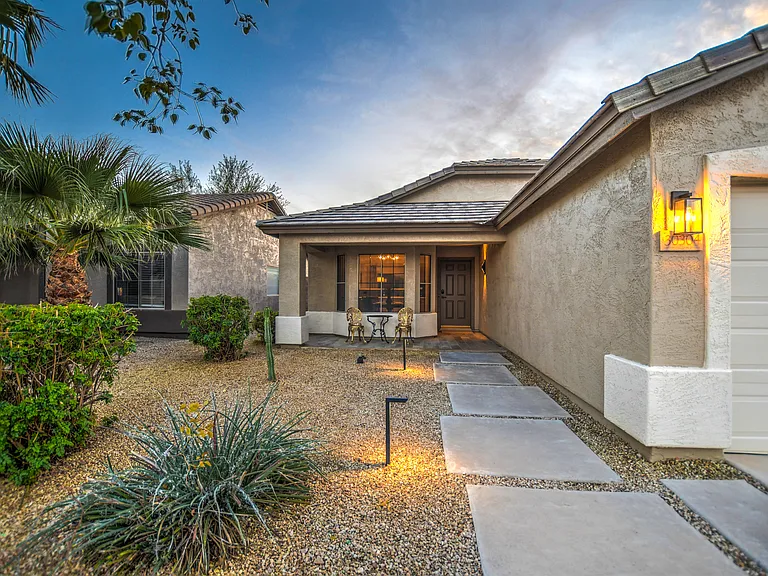 30304 N Sunray Dr — Photo 1