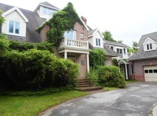 4 Westcroft Ct, Cockeysville, MD 21030