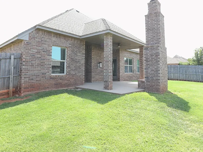 17225 Ridgewood Dr — Photo 33