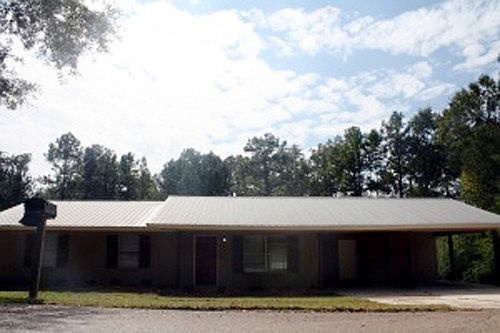 2nd image of 12 Waverly Cir