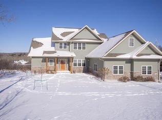 2713 Northridge Dr, Duluth, MN 55811