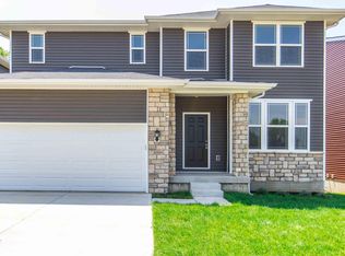 7708 Fair Ln, Louisville, KY 40291