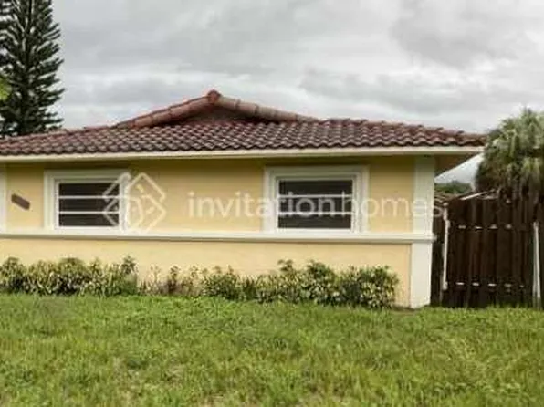 10535 NW 37th St, Pompano Beach, FL 33065