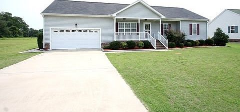 1st image of 300 Towbridge Ln