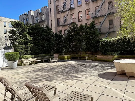 Rented by Brown Harris Stevens | media 20