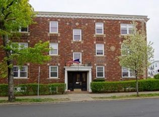 1 Atlantic St APT 5, Lynn, MA 01902