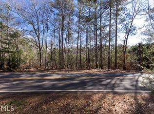 96 W Lake Dr, Oxford, GA 30054
