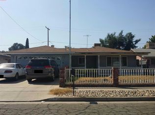 725 S Van Ness St, Tulare, CA 93274