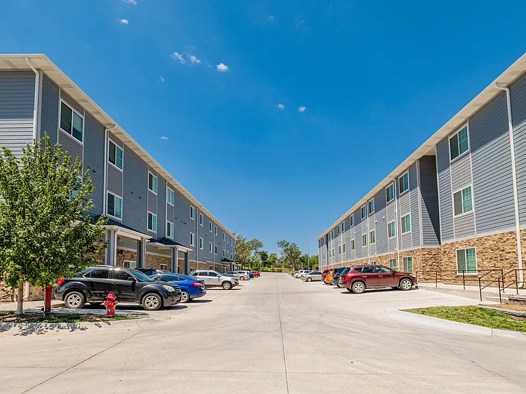 Trailview Apartments at Pioneers Park — Photo 11