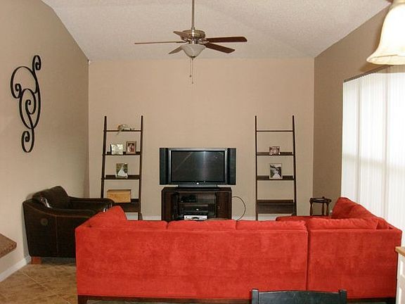 2nd Living Room