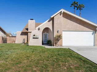 3327 E Hilldale Ave, Simi Valley, CA 93063