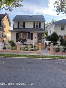 594 Davis Ave, Staten Island, NY, 10310