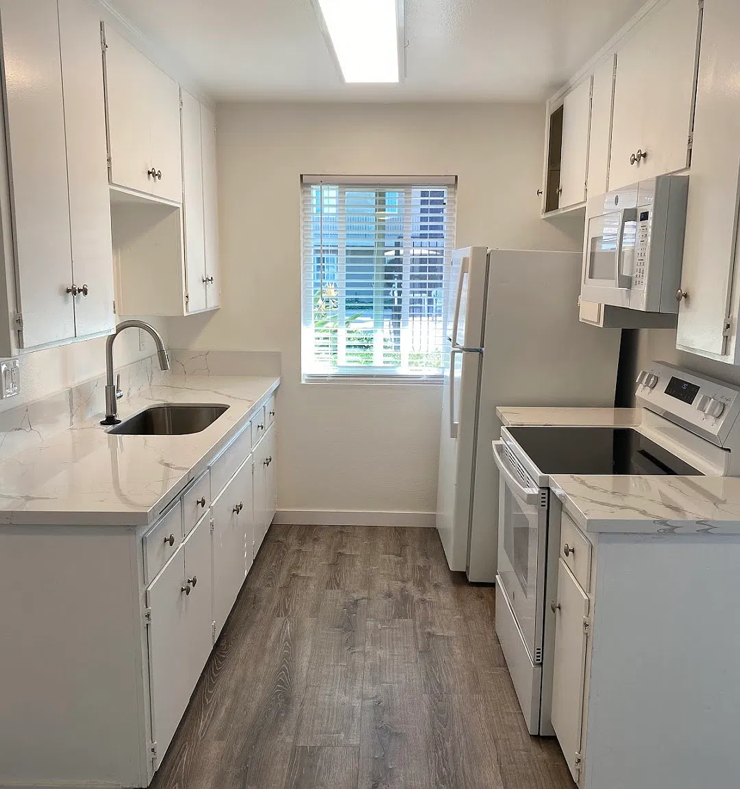 Village Apartments — Photo 1