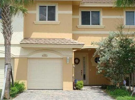 4331 Berkshire Wharf Dr — Photo 1