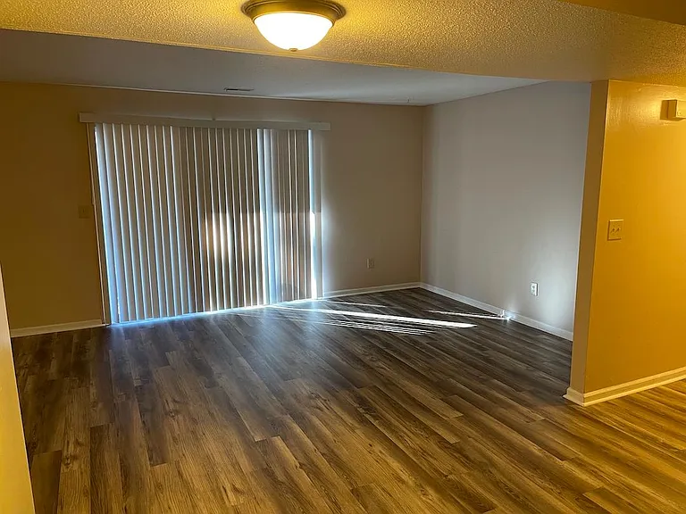 1114 Maiden Ln #4 — Photo 5