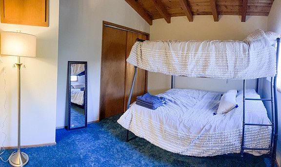 Downstairs bed room