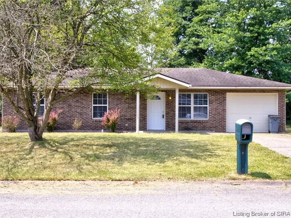 308 Officers Lane, Henryville, IN 47126