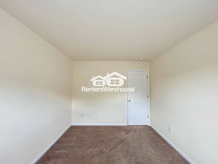 3711 Bay Cres — Photo 30