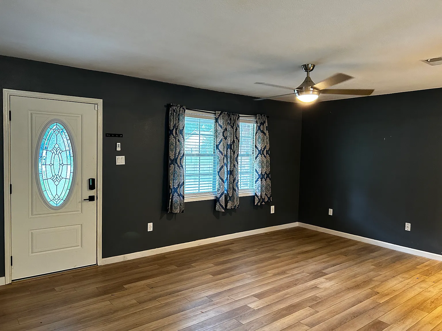 3 bed, 1659 sqft, $1,650 — Photo 4