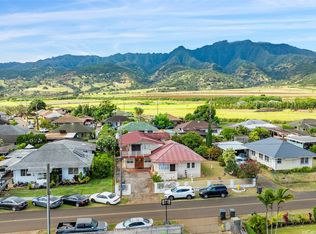 67-186 Kanoena St, Waialua, HI 96791