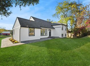 376 New Hwy, Amityville, NY 11701