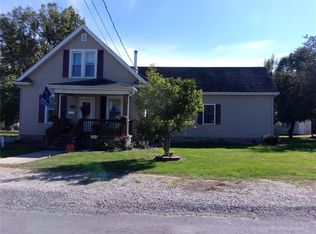 419 Chestnut St, Carlinville, IL