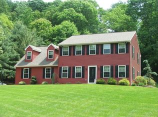 100 Hill Ln, Mohnton, PA 19540