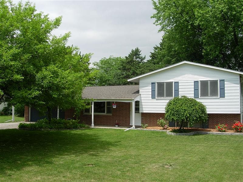 1st image of 4182 N Wayside Dr