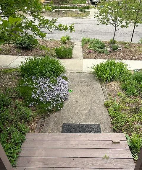 213 W Summit St — Photo 9