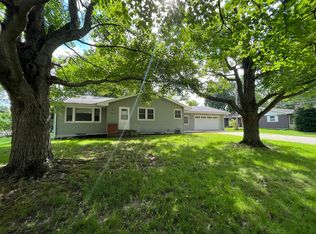 1200 N Linden St, Normal, IL 61761