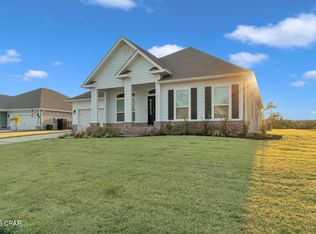 133 Talbot St, Southport, FL 32409